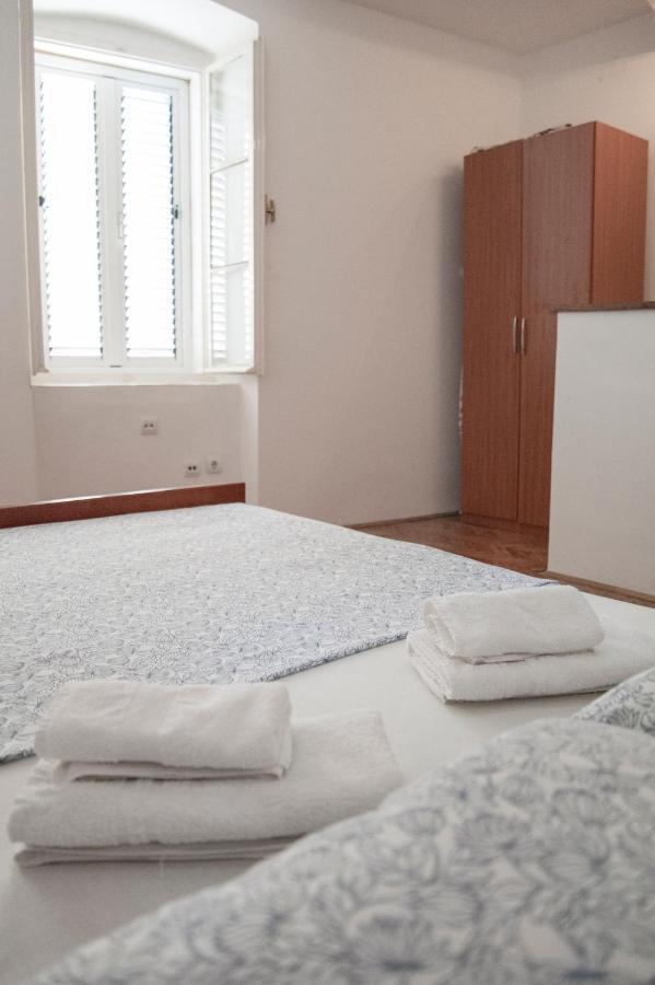 Apartment Old Town Herceg Novi Buitenkant foto