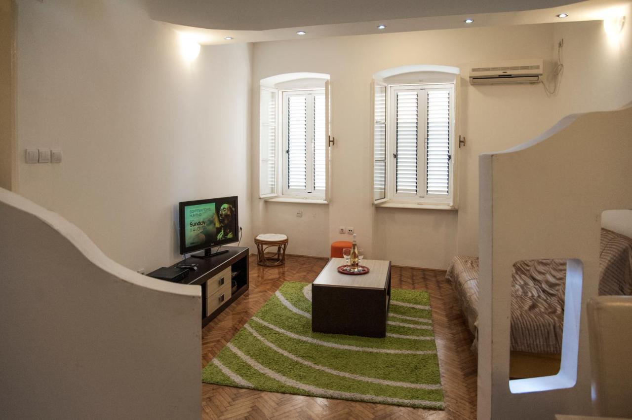 Apartment Old Town Herceg Novi Buitenkant foto