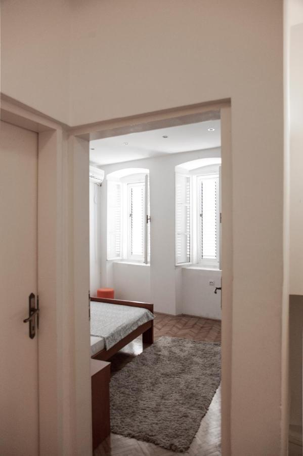 Apartment Old Town Herceg Novi Buitenkant foto